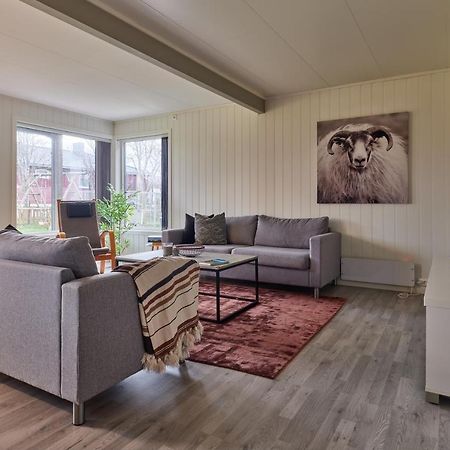 Perfekt Base For Det Meste! Leknes Bagian luar foto